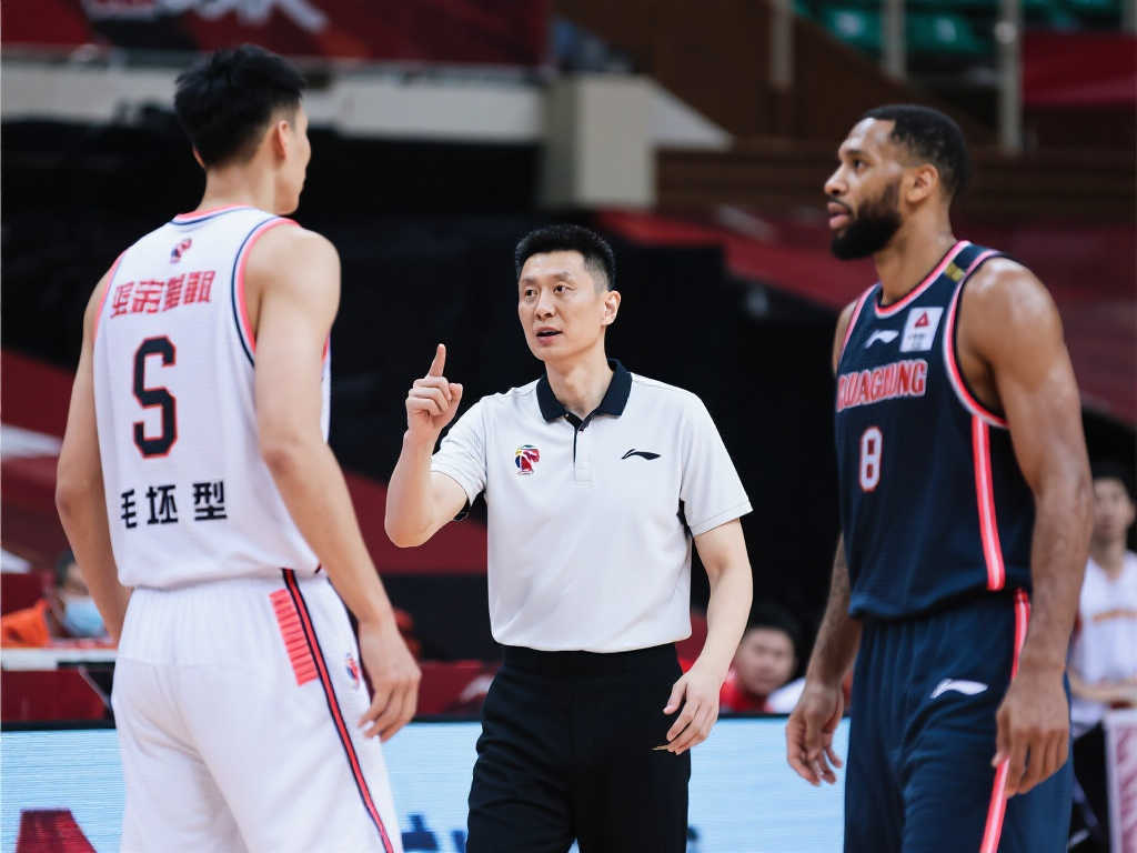 抗衡强敌的 抗衡强敌的